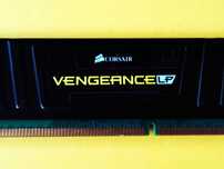 DDR3 4GB CoRsaiR VengeAnce 12800 -Komputer