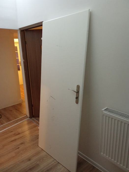 Drzwi wewnętrzne lewe 200x80 białe