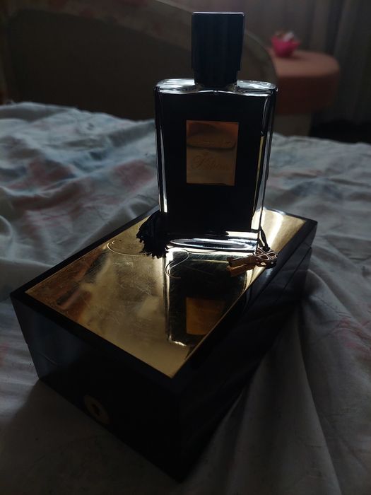 By Killian amber oud 2012