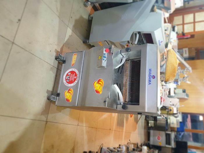 Хлеборезка оборудование для пекарни Автомат Wabama с Германии
