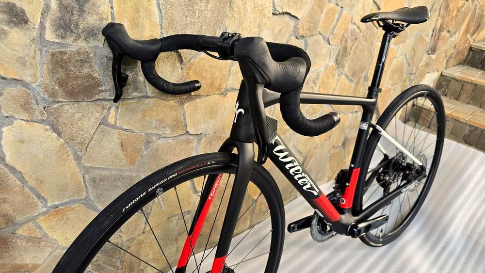Карбоновий шосейний велосипед Wilier Garda Sram Rival eTap AXS
