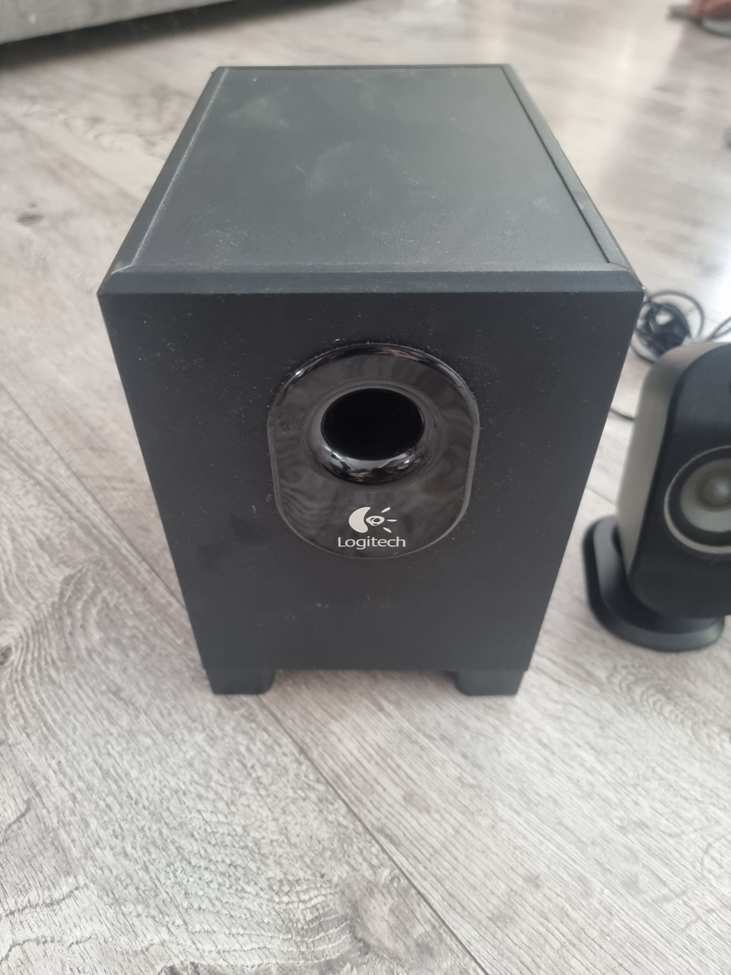 Głośniki komputerowe pc logitech x-210