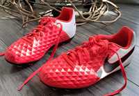 Бутси дитячі  NIKE Tiempo Legend Club FG AT5881-606 (р.36,5)