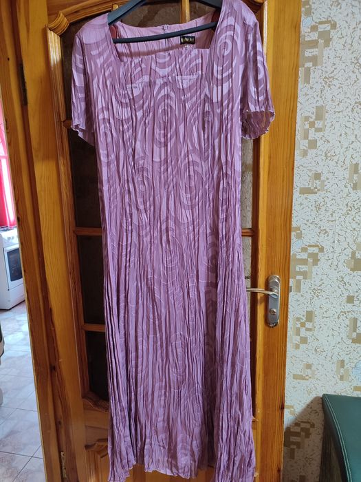 Женский костюм 54 размер,платье жатка,пиджак пр-во Польша