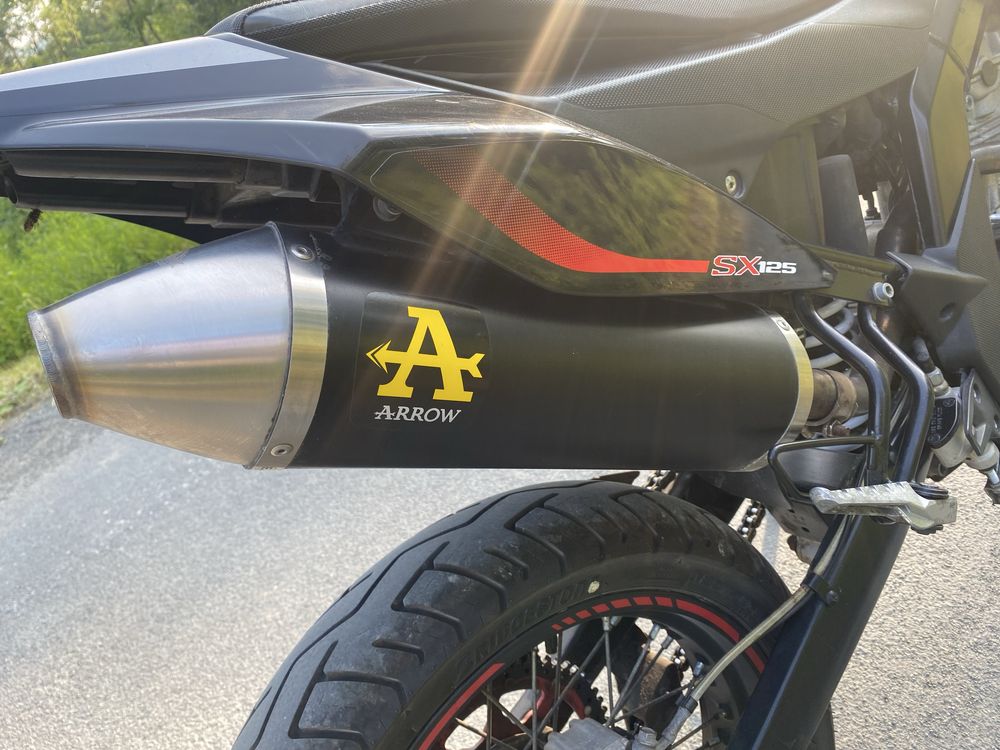 Aprilia SX125 4T. 2022r Wydech arrow