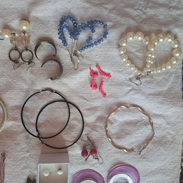 Продаю колекцію біжутерії