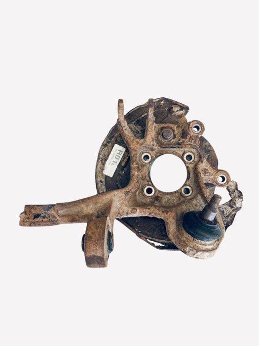 Цапфа Поворотний кулак задній правий Toyota Avensis T25