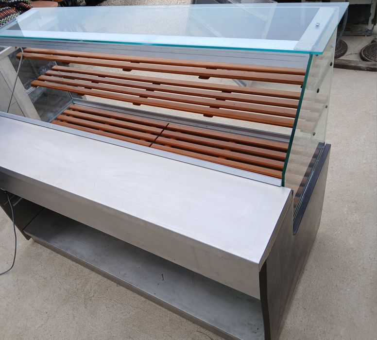 Entrega balcão vitrine espositor 150x74cm