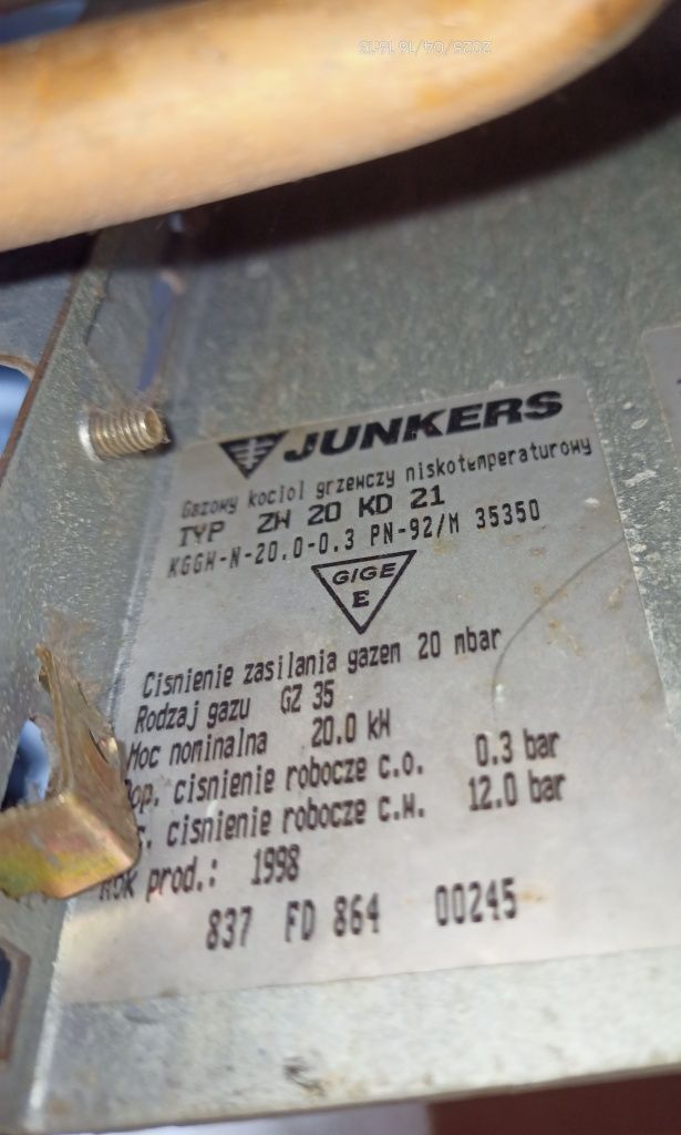 JUNKERS kocioł gazowy dwufunkcyjny niskotemperaturowy typu: ZW 20 KD21
