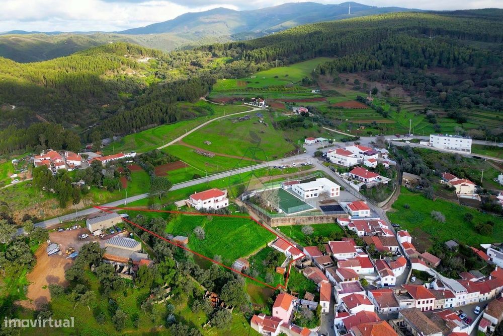 Moradia com terrenos à venda em Marmelete  - 10 minutos de Aljezur