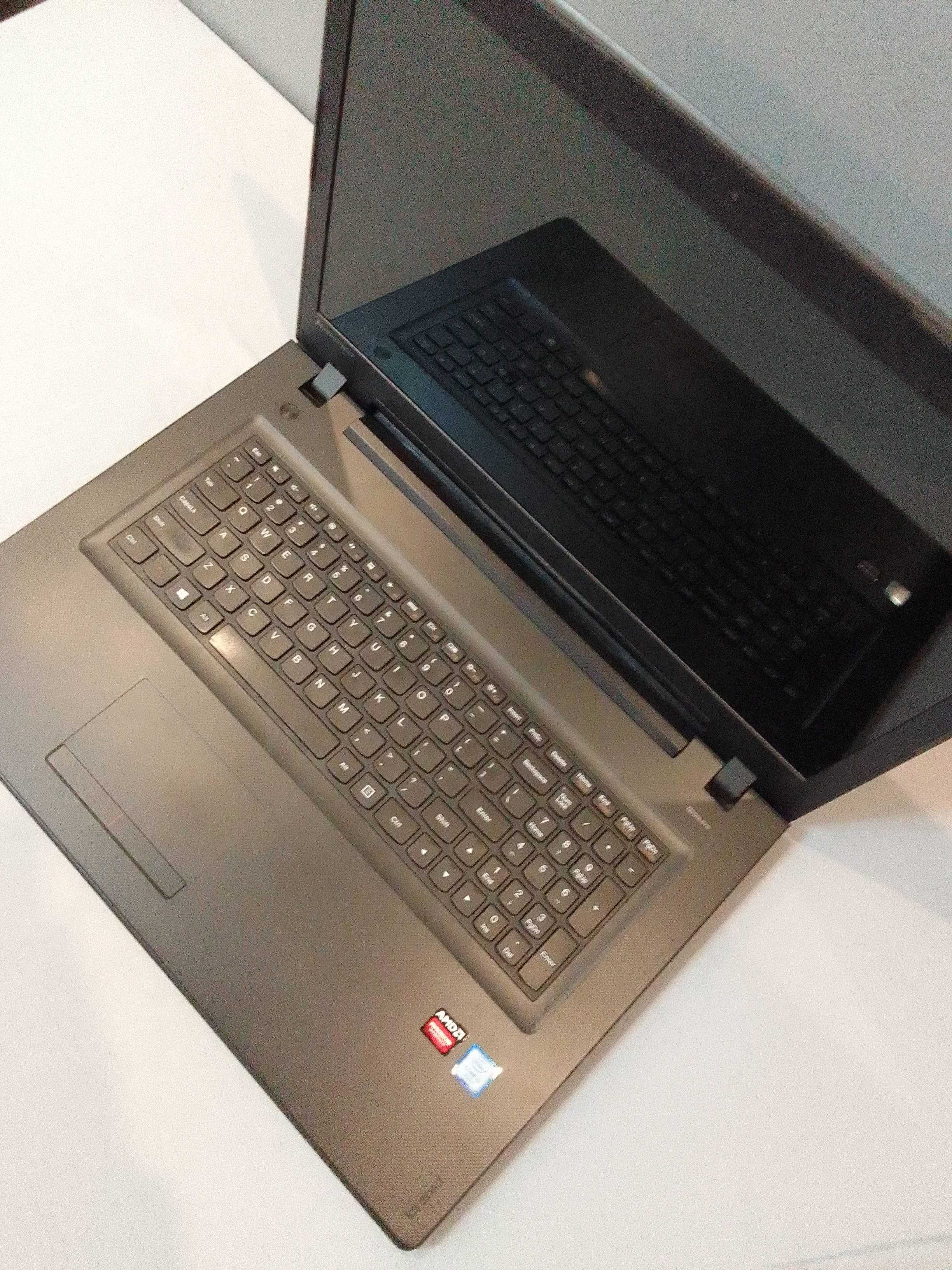 Ładny i zadbany Lenovo 300 17ISK i5, grafika dedykowana, SSD, 12GB RAM