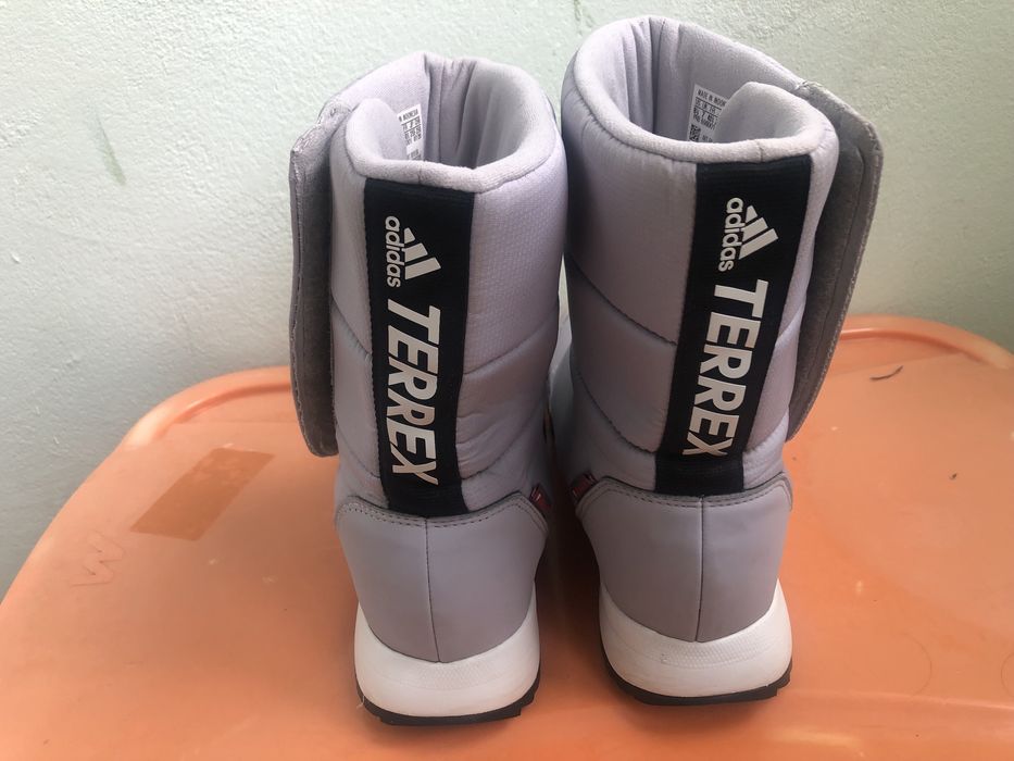 Продам женские сапоги оригинал Adidas Terrex (40 р) 25.5 см