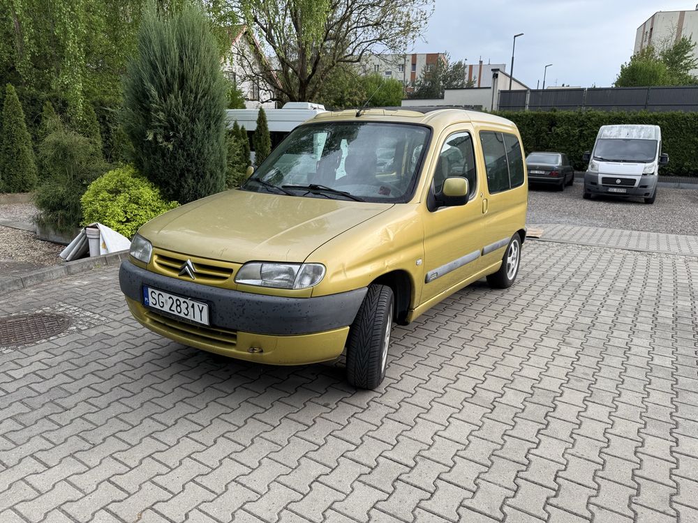 Citroen Berlingo 1.9d Multivan 1999r Falldach Zloty a skromny