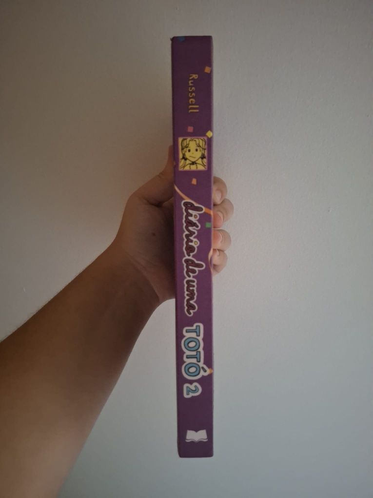Livro "Diário de uma totó" 2