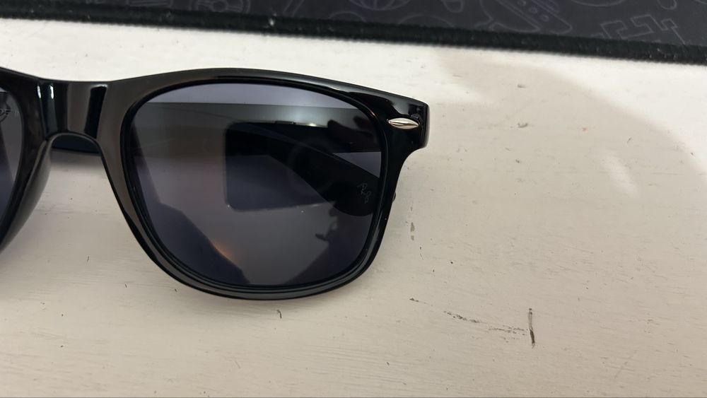 Oculos Rayban Wayfarer tech