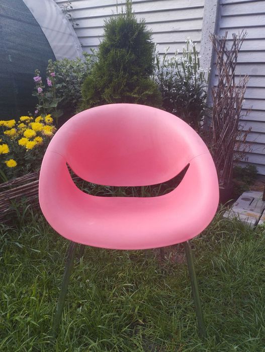 Продаж ,стільців для тераси(опис)