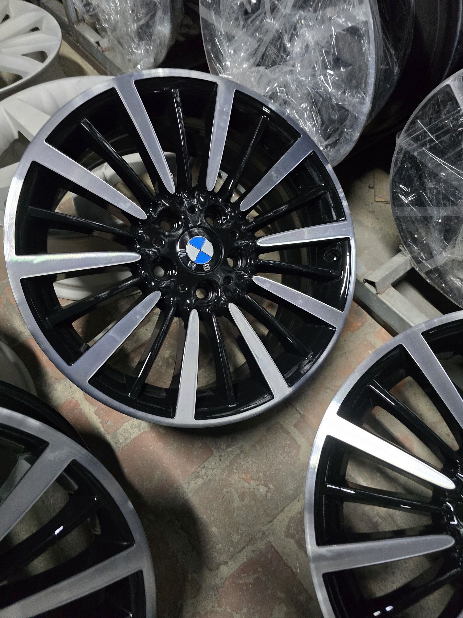 Felgi  18 5x120 BMW E90 E91 F30 F10 F11   X3