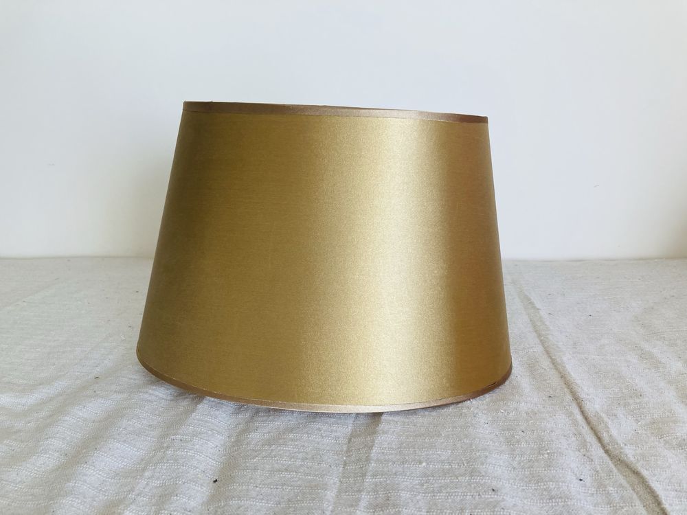 Candeeiro teto ferro e vidro. Oferta Abajur