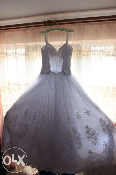 Стильне дизайнерська, весільне плаття, Весільна сукня. Дуже дешево