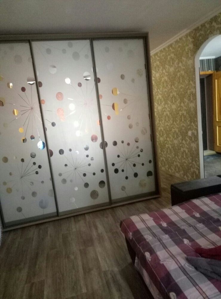 Посуточно,почасово(3ч-400 грн) СВОЯ к-ра пр.Слобожанский левый берег.