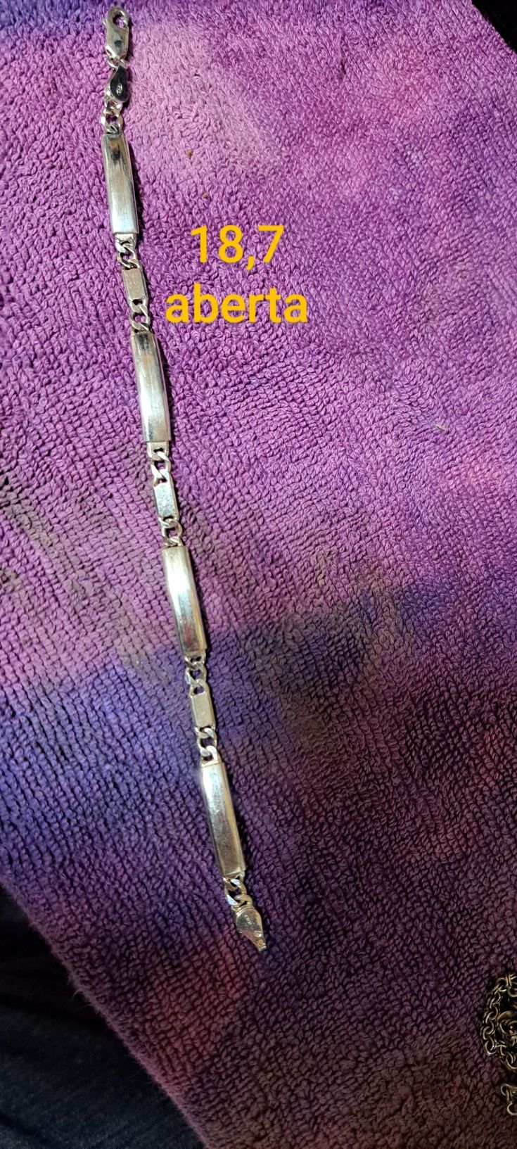 Conjunto em prata contrastada.pulseira e fio.