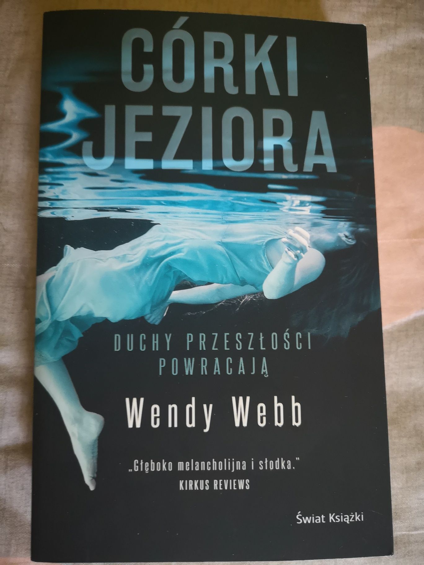 ,, Córki jeziora" Wendy Webb