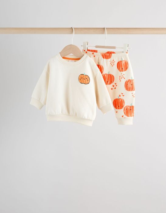 Дитячий костюм утеплений в 74р.