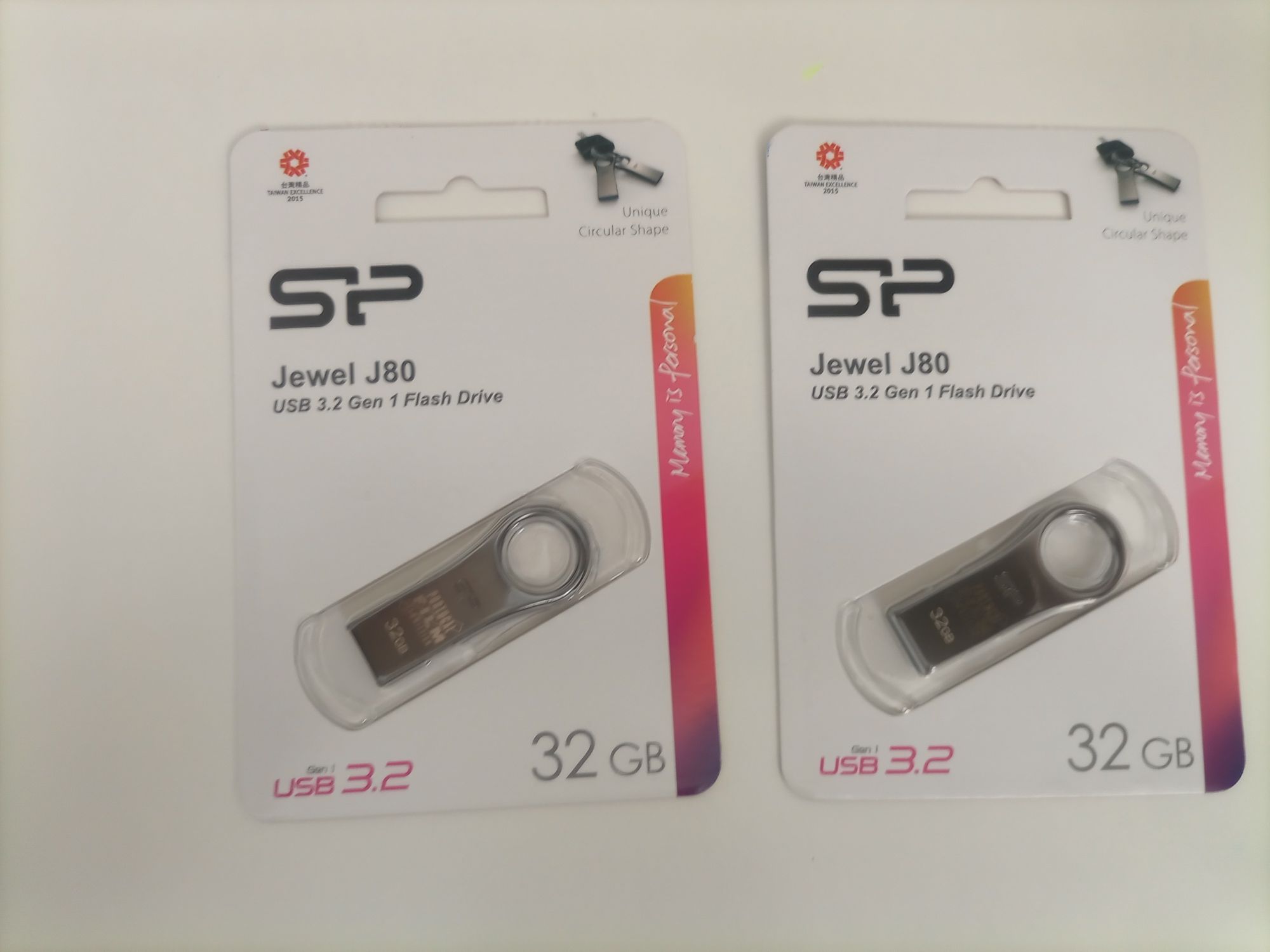 Pen usb 3.2. 32GB