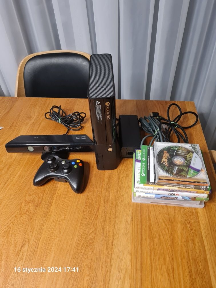 Xbox 360, Kinect, Pad, 8 gier