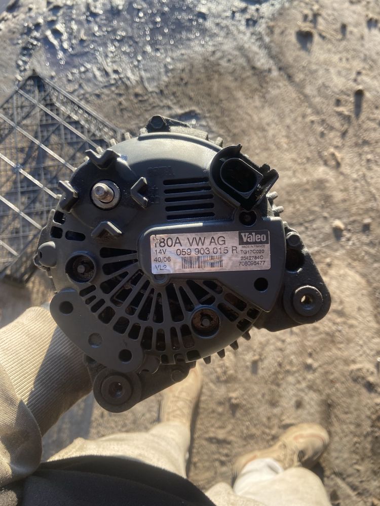 Alternator audi A6C6 valeo