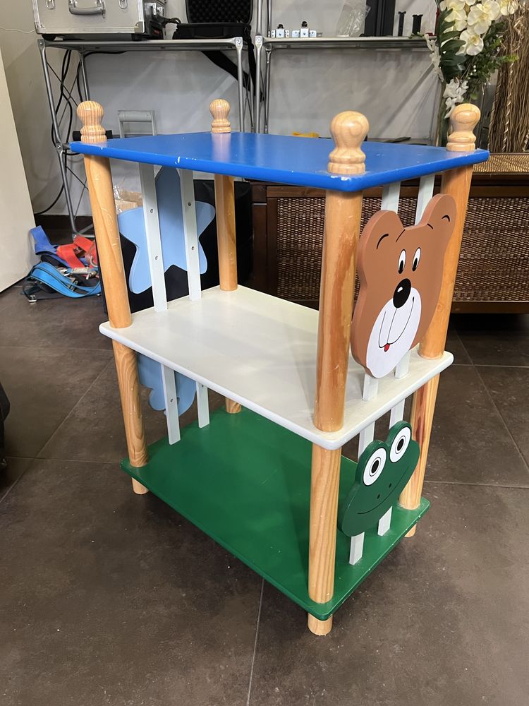 Movel estante quarto de criança
