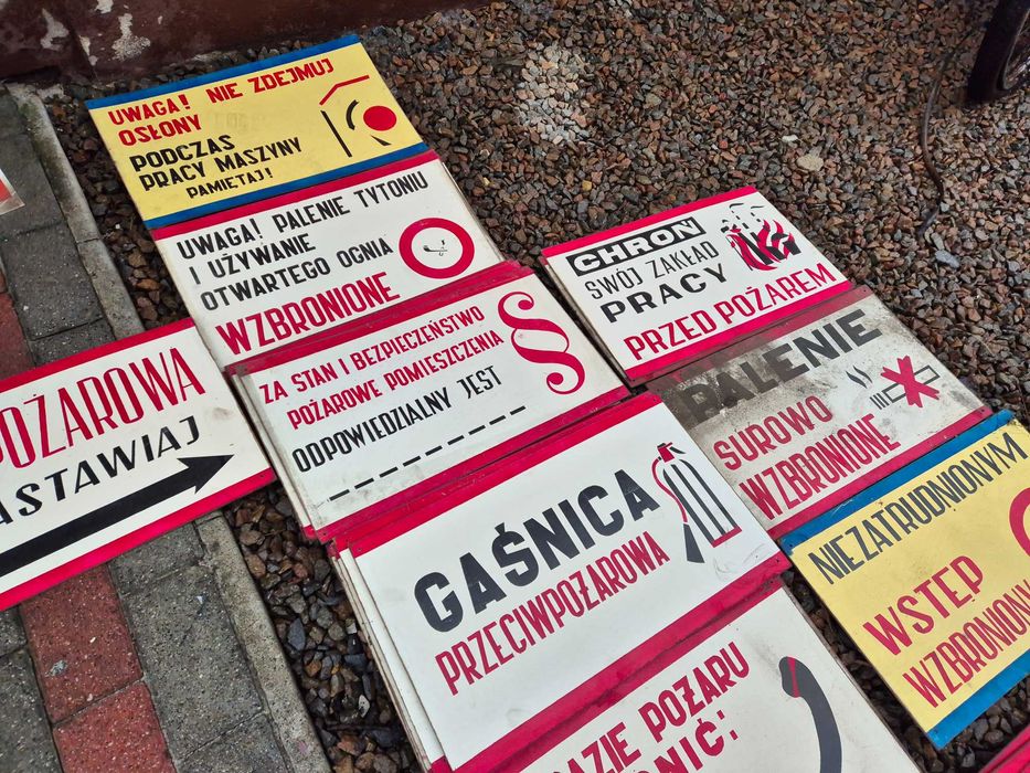 Tabliczki ostrzegawcze PRL 34szt Tablice tablica ostrzegawcza