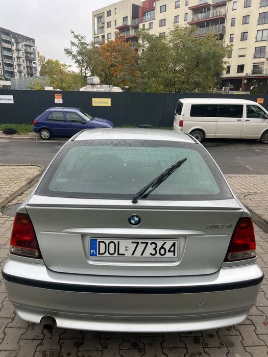 Witam sprzedam BMW E46 1.8 benzyna 2003 rok