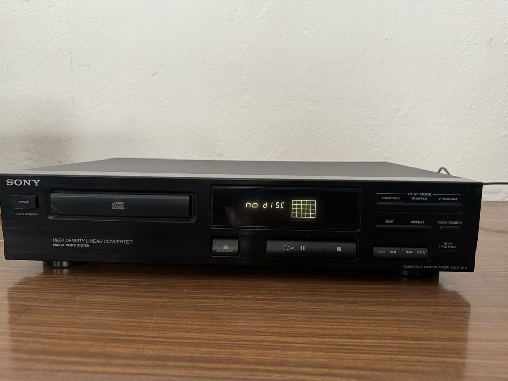 Odtwarzacz CD Sony CDP-213