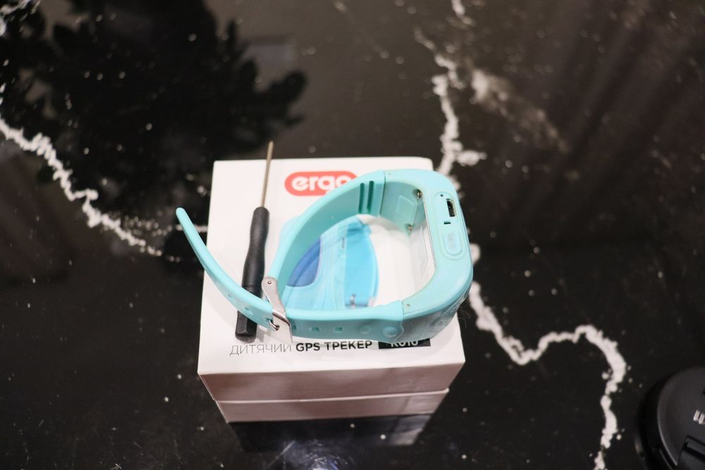Продам дитячий годинник GPS трекер Ergo K010
