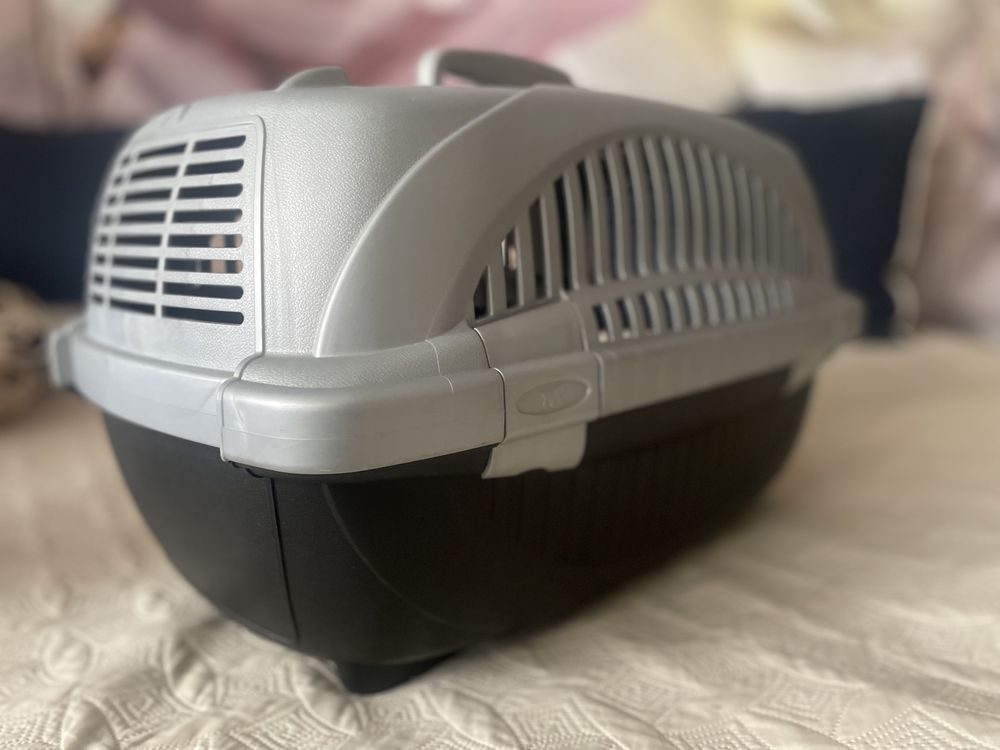 Переноска Ferplast Carrier Atlas Deluxe 10 для котів та дрібних собак