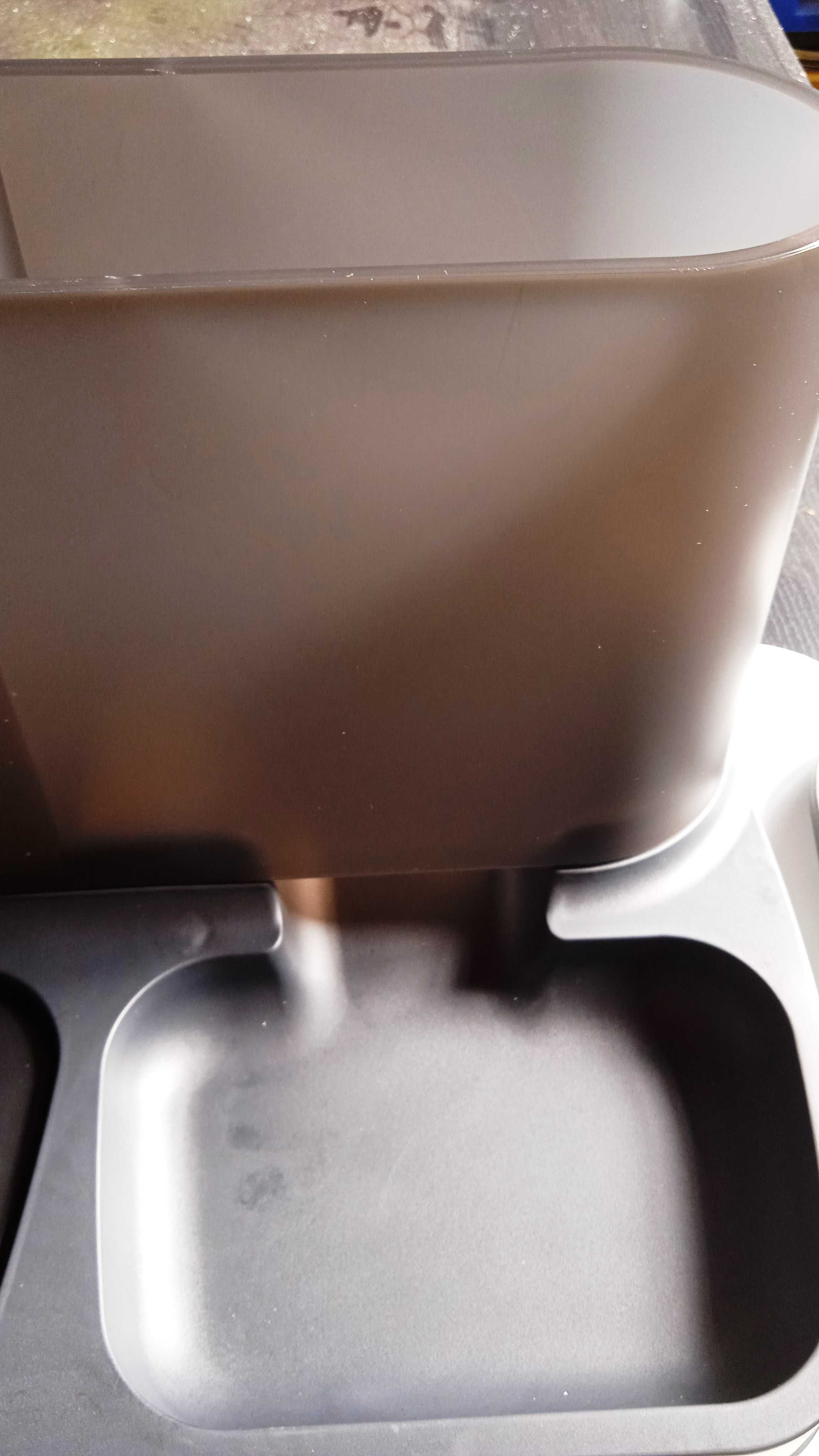 Dispensador Automático de Ração e Água para Animais de Estimação
