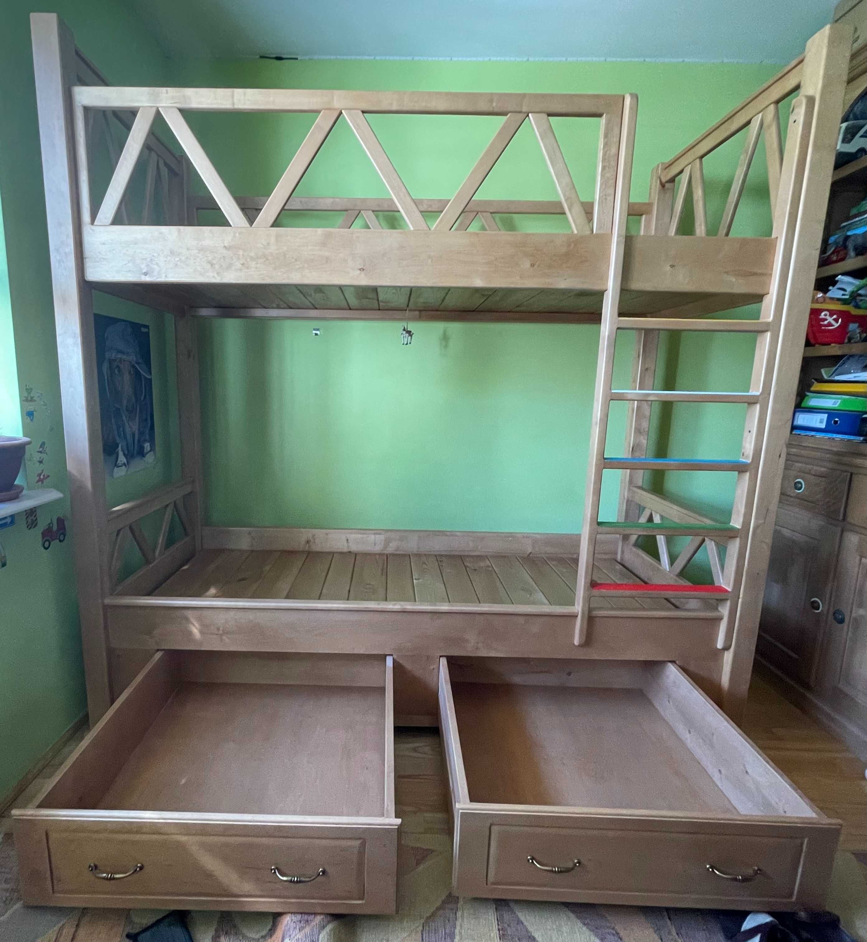 łóżko piętrowe z drewna olchowego - wykonane na zamówienie
