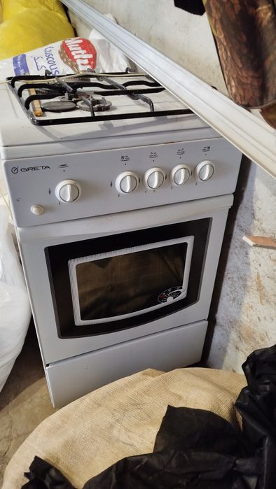 Продам газову плиту