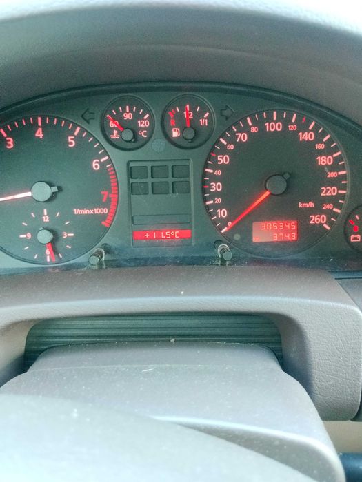 Audi A6 C5 1.8T.