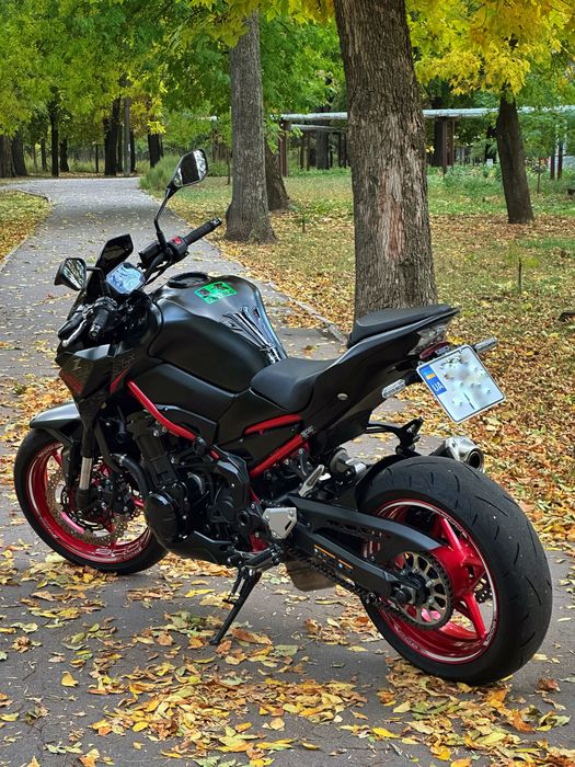 Продам Kawasaki z900 2022
