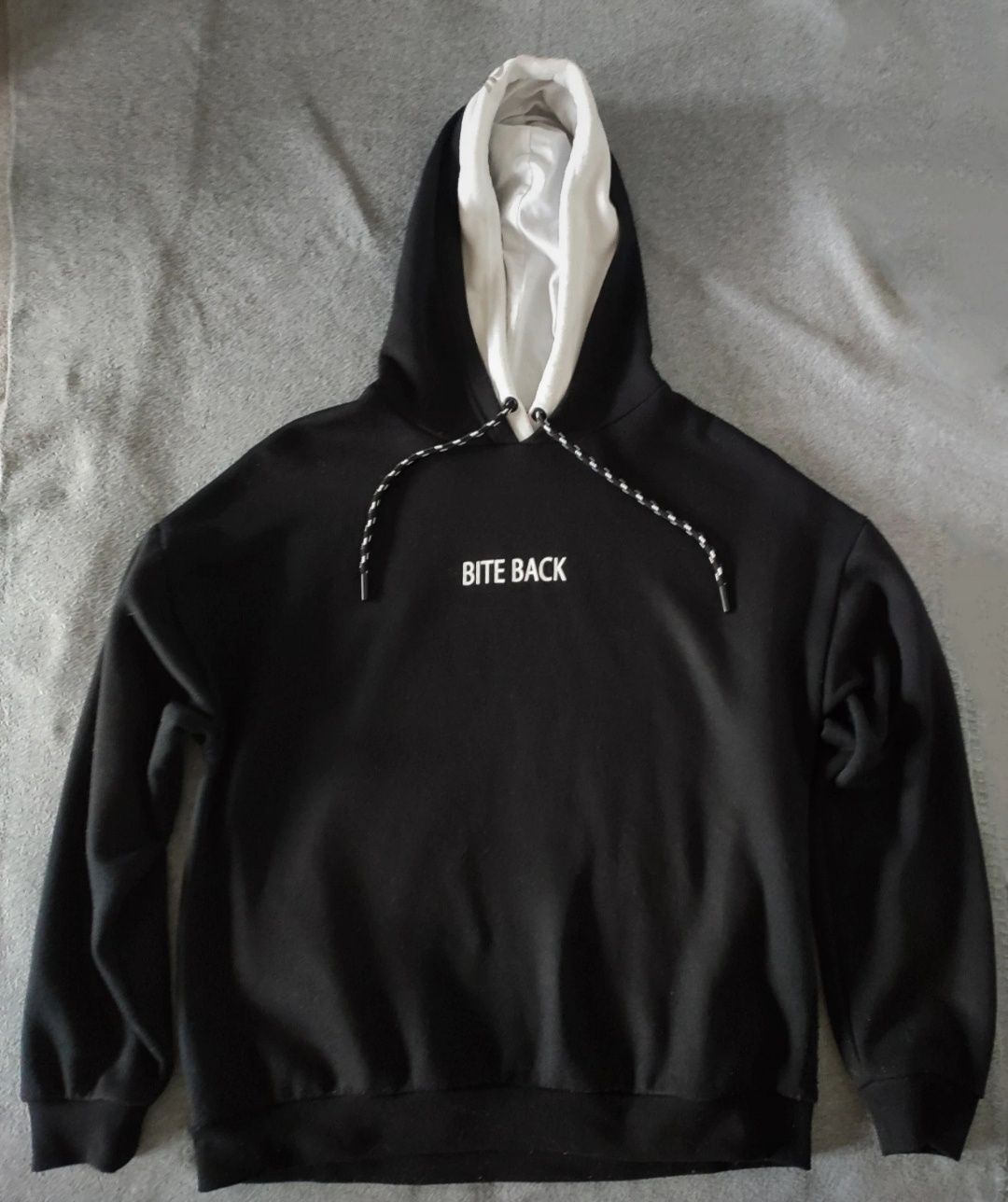 Ciepła bluza Bite Back New Yorker