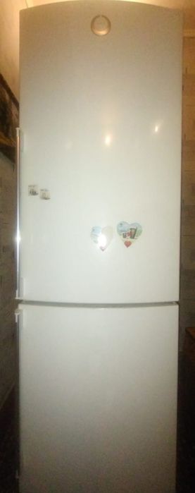 Продам холодильник