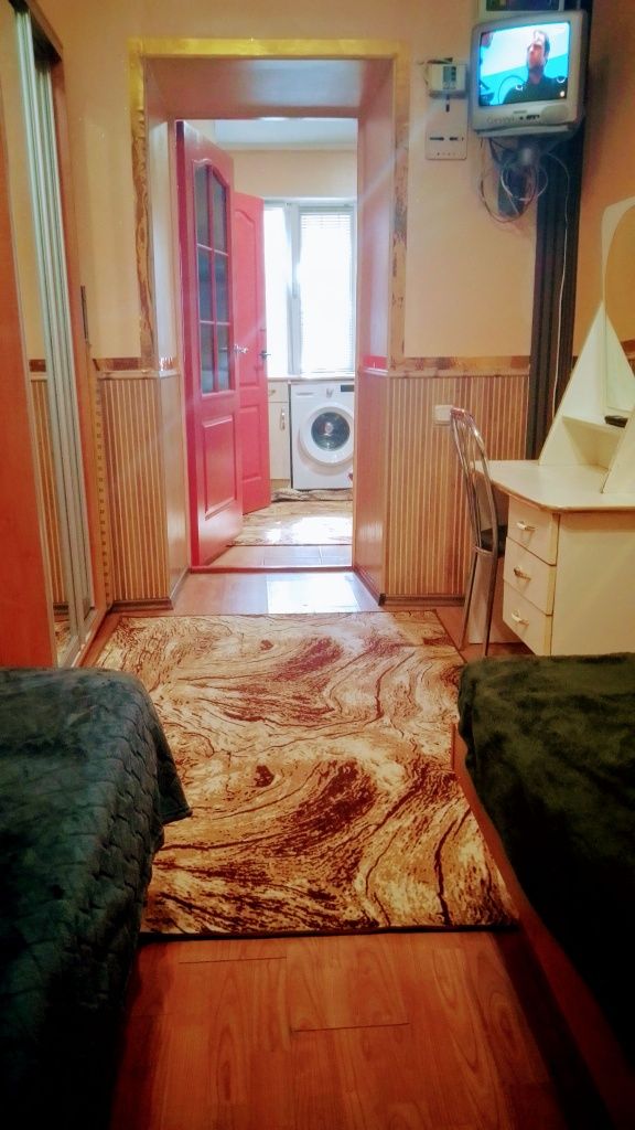 Для хороших людей 2 ком.кв.Соборная-Макдональдс, WI-FI, док 5 кроватей