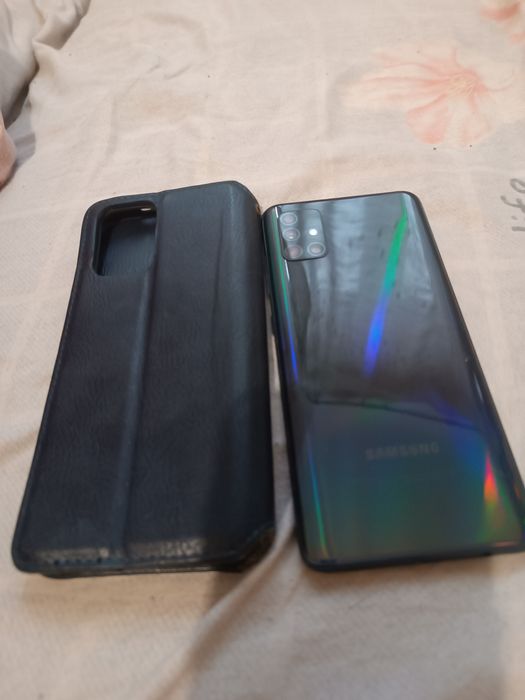 Продам samsung a51 6/128