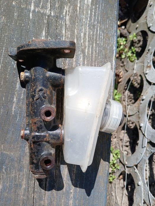 Тормозний циліндр ВАЗ 08,09,099