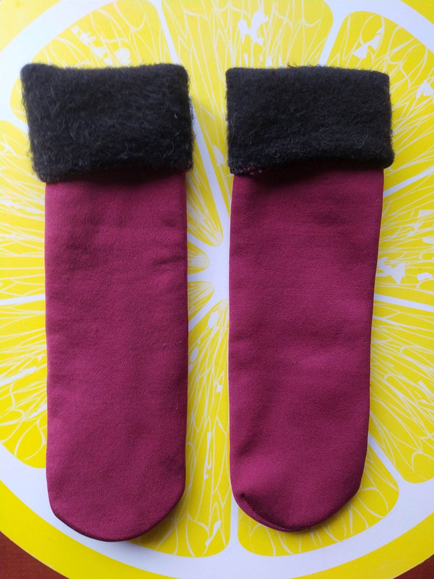 Яркие бесшовные тёплые носки женские