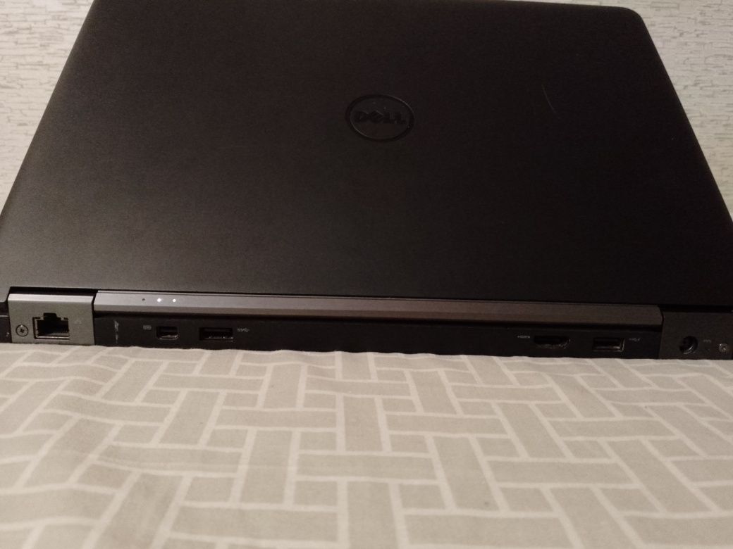 Ноутбук Dell Latitude E7450