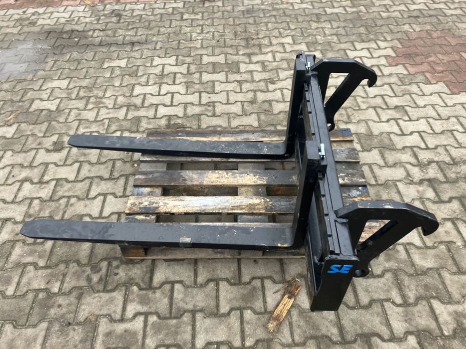 Widły do ładowarki Cat 906 Volvo L30 JCB