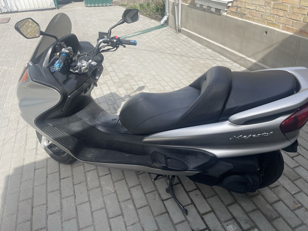 Продам скутер yamaha majesty